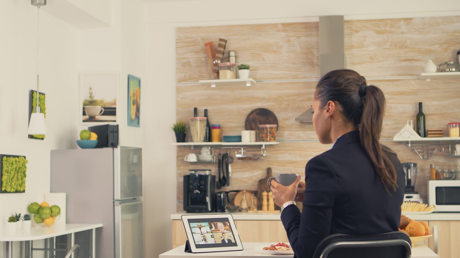 Read more about the article Salon CRM Basics Complete Guide to Salon CRM Software 